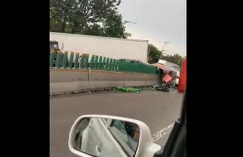 Video: Impactante accidente vial en la México-Toluca mantiene cerrada la vialidad